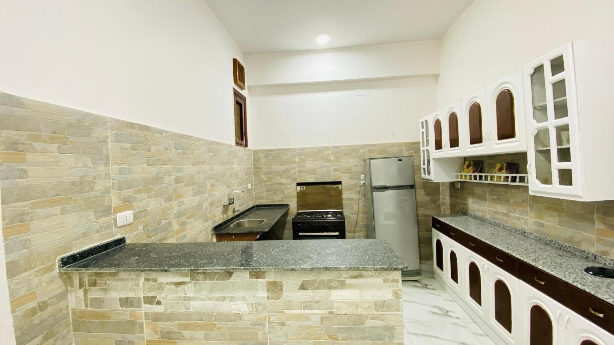 Villa Sun Wing - Guest House Luxor Buitenkant foto