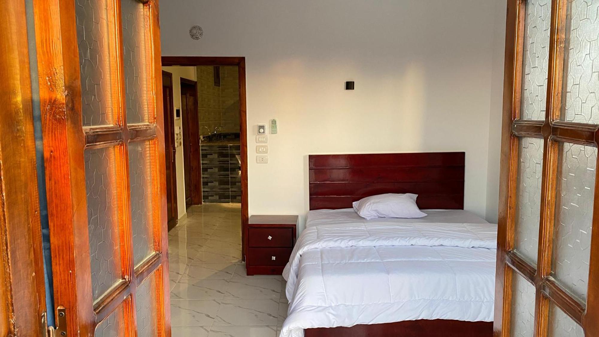 Villa Sun Wing - Guest House Luxor Buitenkant foto